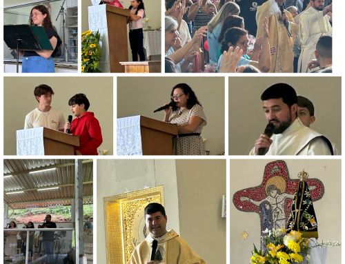 Nossa Senhora Aparecida Rogai por nós!